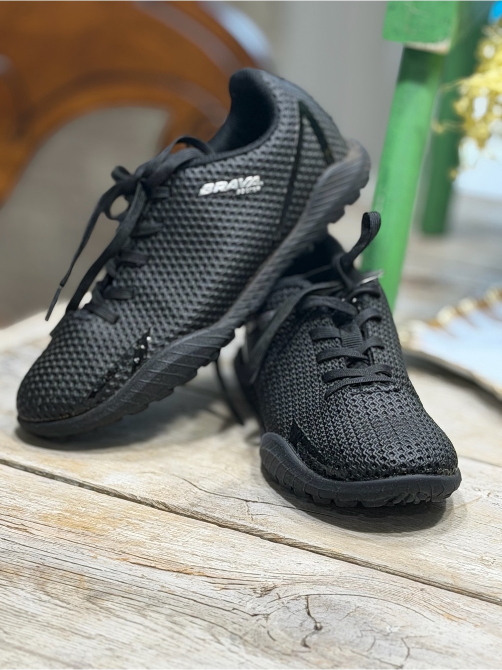 Brava Soccer Athletic Shoes. Unisex Youth Sz-3D. Black | Indoor | Turf |Sneakers